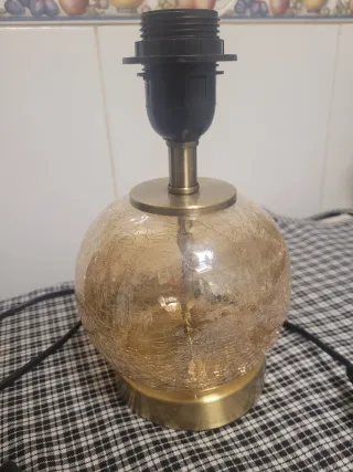 LÁMPARA DE MESA DE CRISTAL