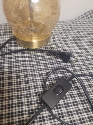 LÁMPARA DE MESA DE CRISTAL