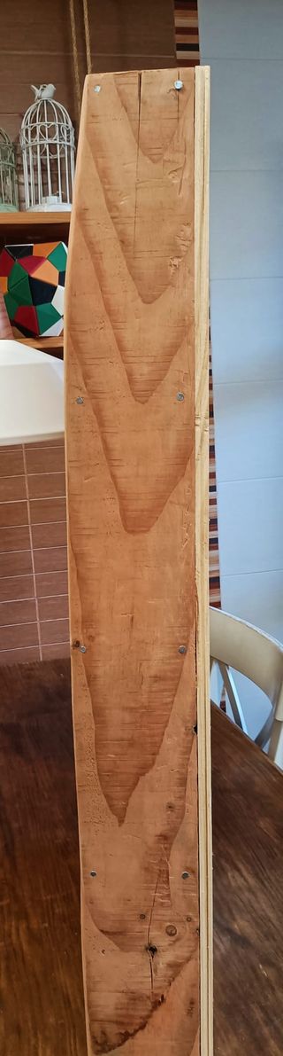 Balda decorativa artesanal de madera maciza