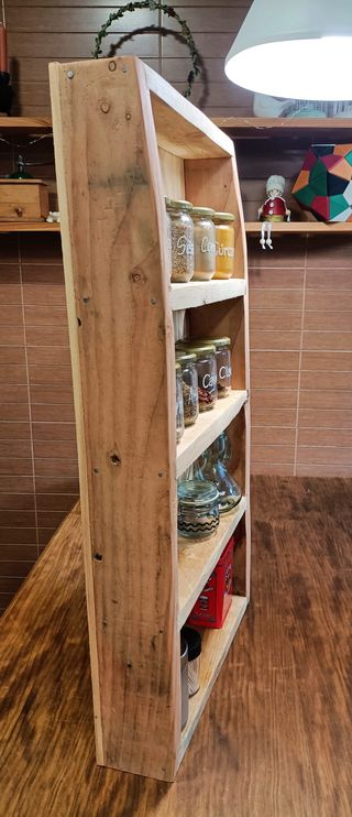 Balda decorativa artesanal de madera maciza