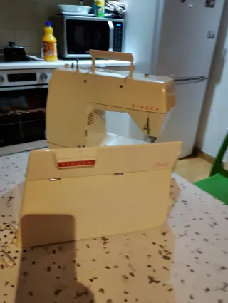 Máquina de coser Singer Starlet