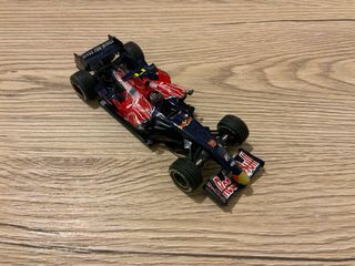 Minichamps Toro Rosso STR02 Scott Speed 1:43