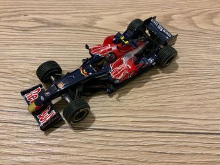 Minichamps Toro Rosso STR02 Scott Speed 1:43