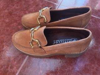Mocasines Pitillos tacón marrones talla 36 nuevos