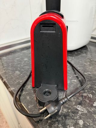 (PIEZAS) Nespresso Delonghi Essenza Mini Roja