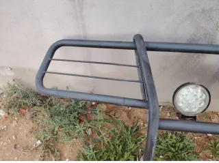 Paragolpes metálico Suzuki Vitara con focos