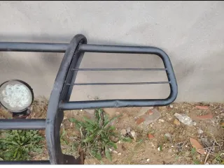 Paragolpes metálico Suzuki Vitara con focos