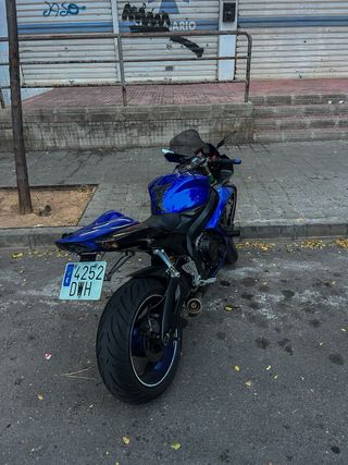 Suzuki GSXR 600 K6 2006
