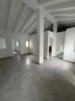 Albañil  reformas  restauración  fontanería