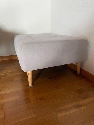 Reposapiés gris de tela