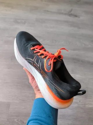 Asics Gel-Ziruss 8 | Talla 43.5 | Muy buen estado