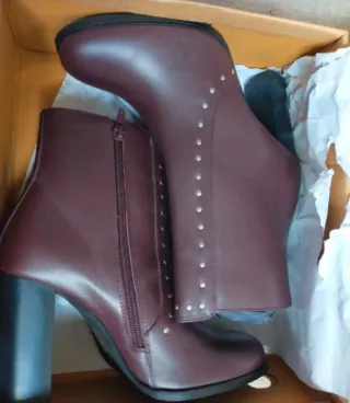 Botines Apolina Talla 38/39 Morado