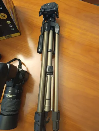 Cámara Nikon D5300 Kit + Accesorios