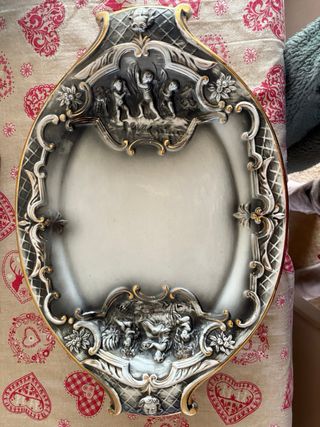 Sopera Clásica Porcelana Dorada y Blanca