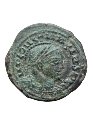 Bonito follis de Constantino Arte Barbaro