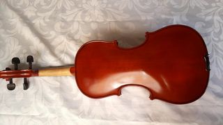 Violín 4/4 checoslovaco siglo XIX