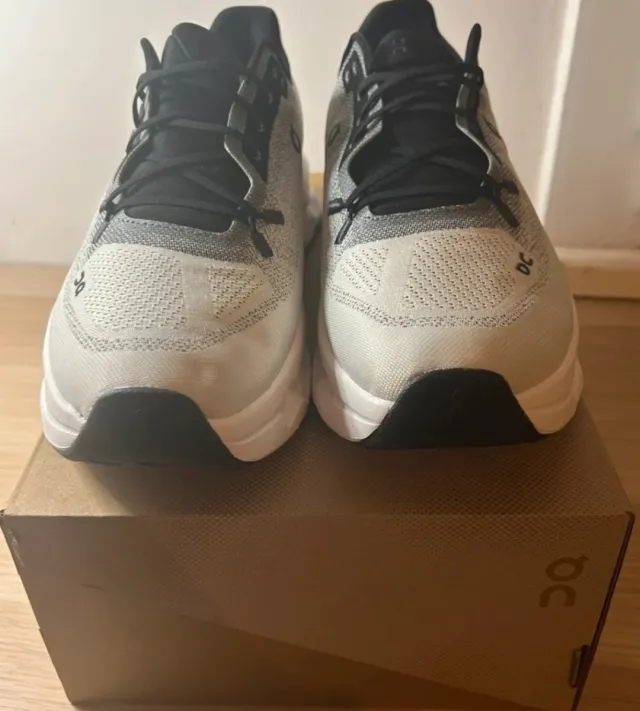 On Cloud Zapatillas Running talla 43 A Estrenar