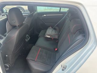 Volkswagen Golf GTI Performance