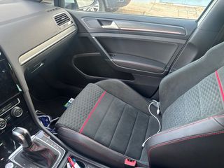 Volkswagen Golf GTI Performance