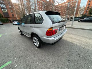BMW X5 E53 3.0d 2005. Tiene todos los extras q hay