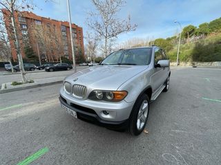 BMW X5 E53 3.0d 2005. Tiene todos los extras q hay