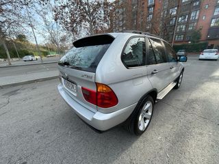 BMW X5 E53 3.0d 2005. Tiene todos los extras q hay