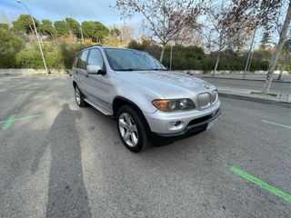 BMW X5 E53 3.0d 2005. Tiene todos los extras q hay