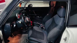 MINI ONE 2005  MUY CUIDADO SIEMPRE EN GARAJE