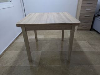 Mesa comedor extensible tipo libro