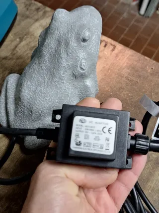 Lampada a forma di rana