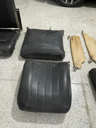 Juego Asientos Land Rover Santana En Huelma, Jaén.