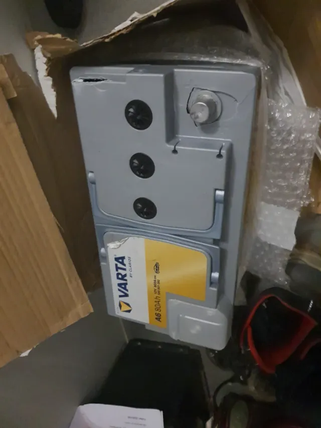 Cargador LeicaGKL 221  y Batería GEB212