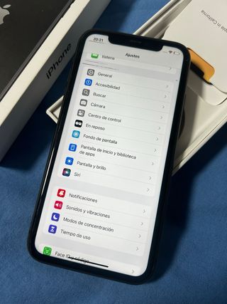 iPhone 11 64GB Negro