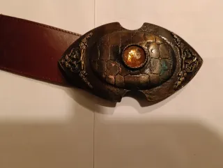 Cintura donna pelle con fibbia dorata