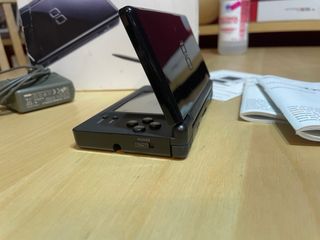 Nintendo DS Lite Negra completa Caja + Juegos