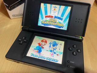 Nintendo DS Lite Negra completa Caja + Juegos