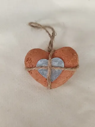 Adornos Navideños Corazón y Luna Cerámica