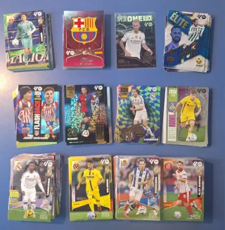 Vendo faltas Megacracks 2025-26 cards