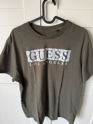 Camiseta Guess Manga Corta Verde Oliva