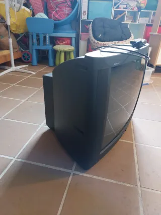 Televisor Thomson 32 Tubo con Mando