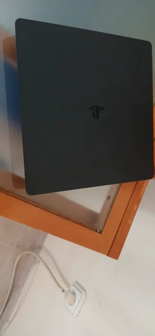 PS4 Slim 500 GB