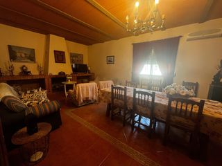 Se alquila chalet para 30 abril, 1, 2 y 3 mayo