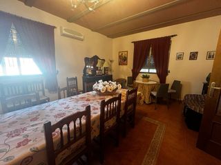 Se alquila chalet para 30 abril, 1, 2 y 3 mayo