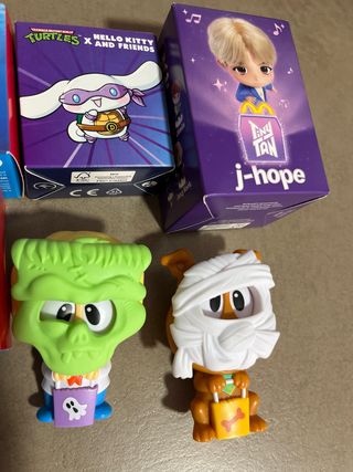 Lote juguetes mcdonald playmobil  hello kitty