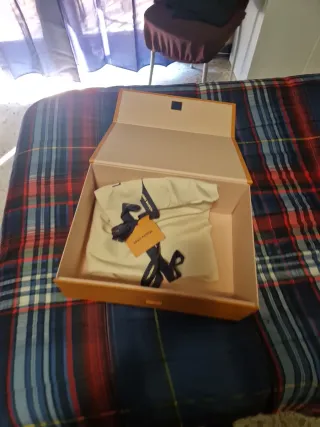 Scatola Louis Vuitton Arancione