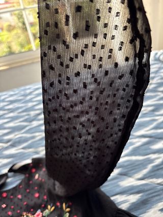 Blusa Zara Negra Plumetti Bordada Talla Única