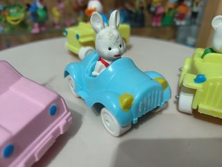 4 COCHES FIGURAS GOMA PVC ALDEA ARCE GISIMA 80´S