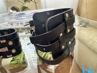 Lote Pulseras Heavy Cuero Negro y Plata