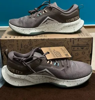 Nike Juniper Trail Gore-Tex talla 42 A Estrenar