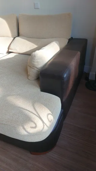 SALON COMPLETO:  SOFA Chaiselongue y muebles.